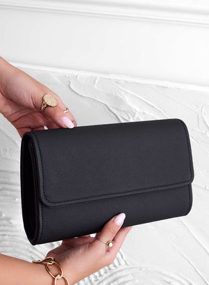 Black B219 clutch bag
