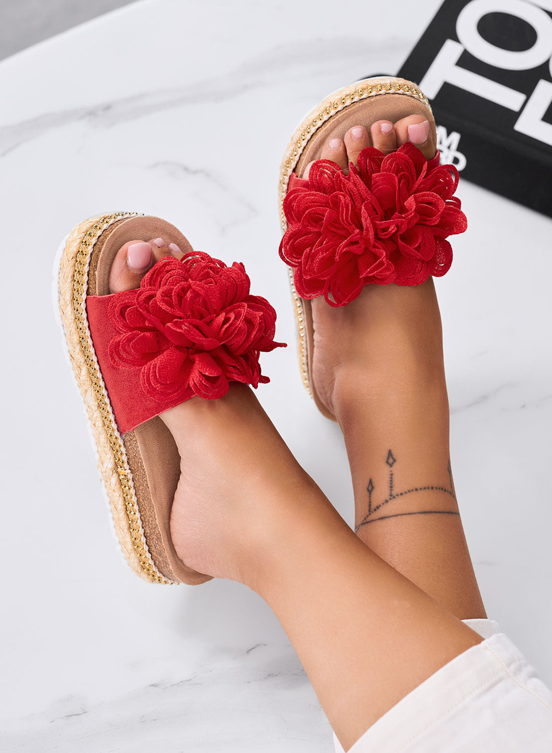 ELEONORA - Sandali Ciabatte rosse con maxi fiore e suola platform in corda