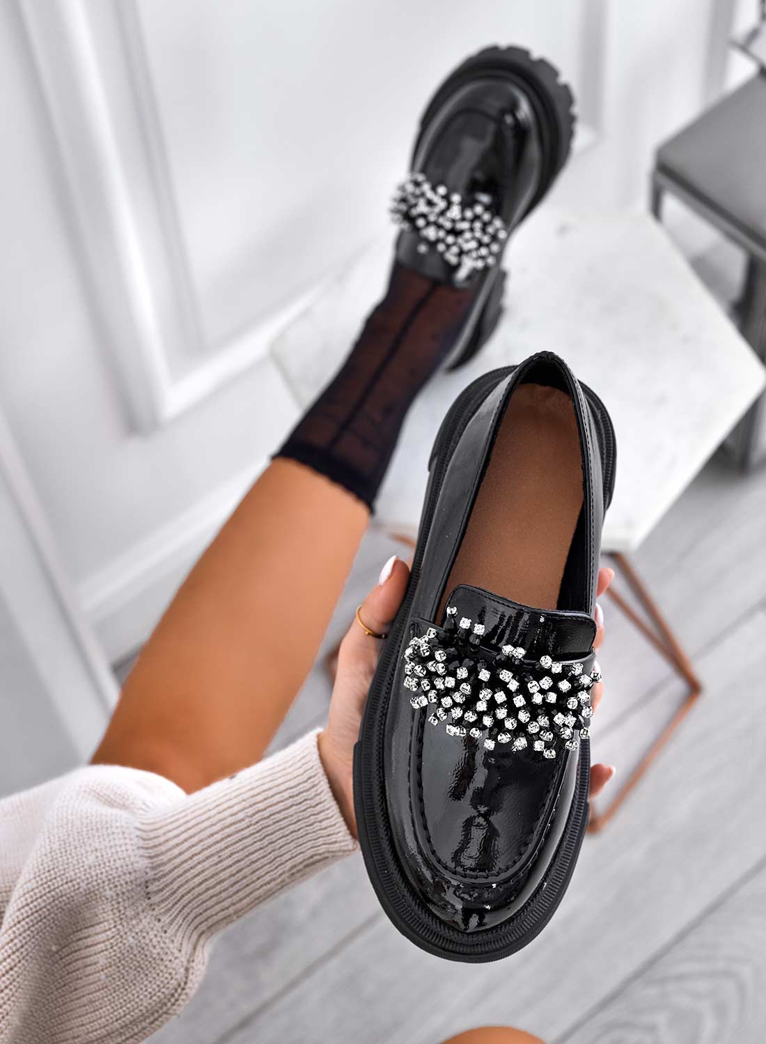 Mocassini francesine nere in vernice con strass