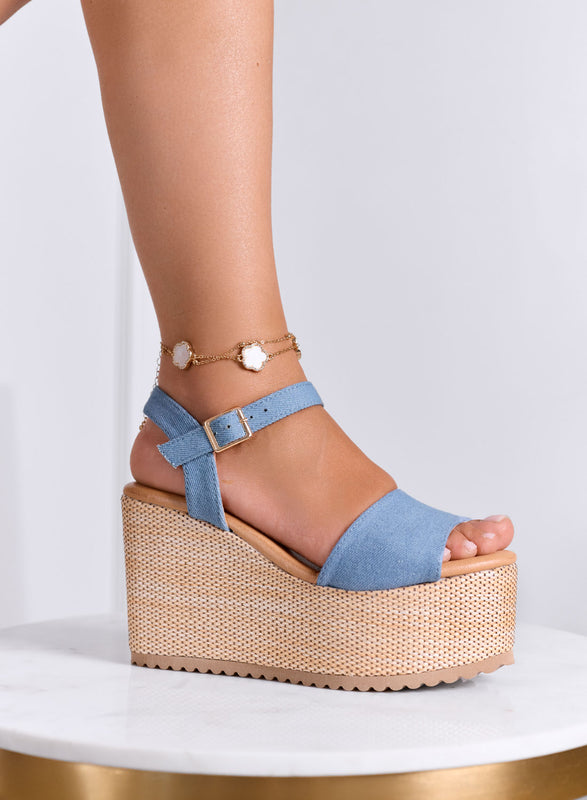 SERENITY - Sandali blu jeans con zeppa e cinturino