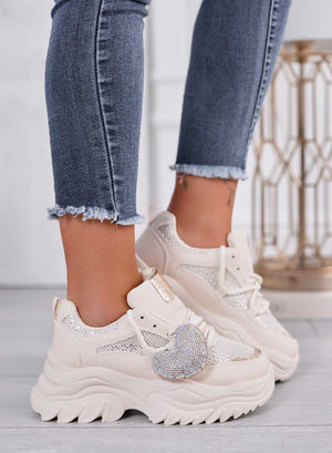 VINNY - Beige sneakers with rhinestone heart charm