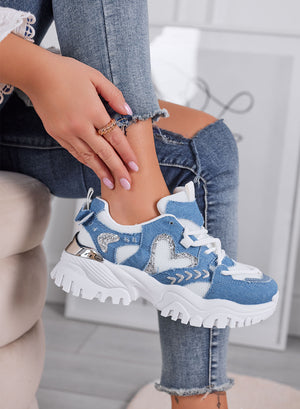 LORY - Women's white sporty sneakers with heart and blue denim inserts
