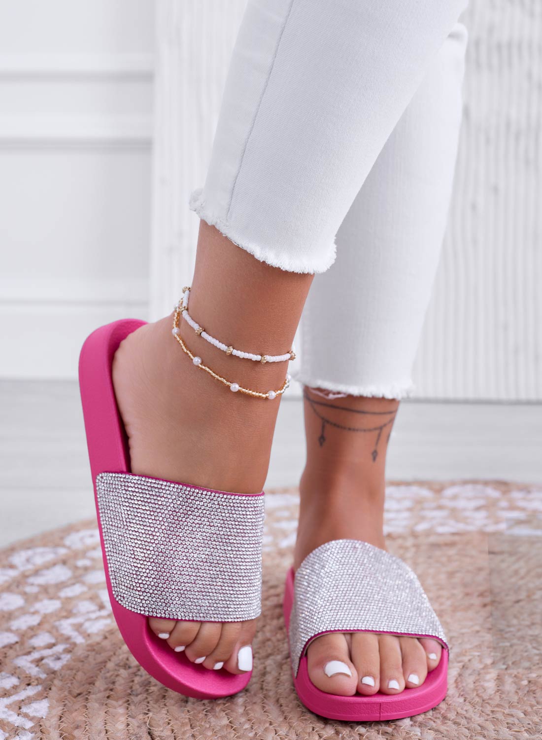 BECKY - Sandali ciabatta fuxia con fascia in strass