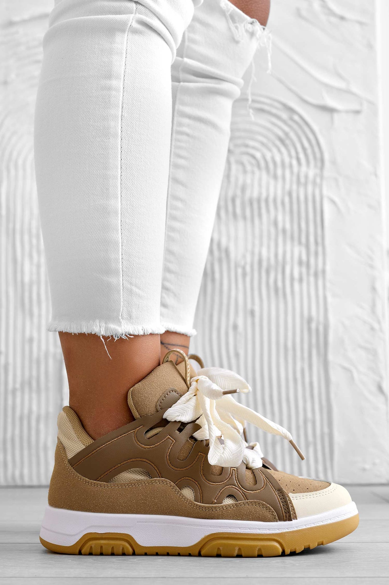Mud sneakers with contrasting beige panels