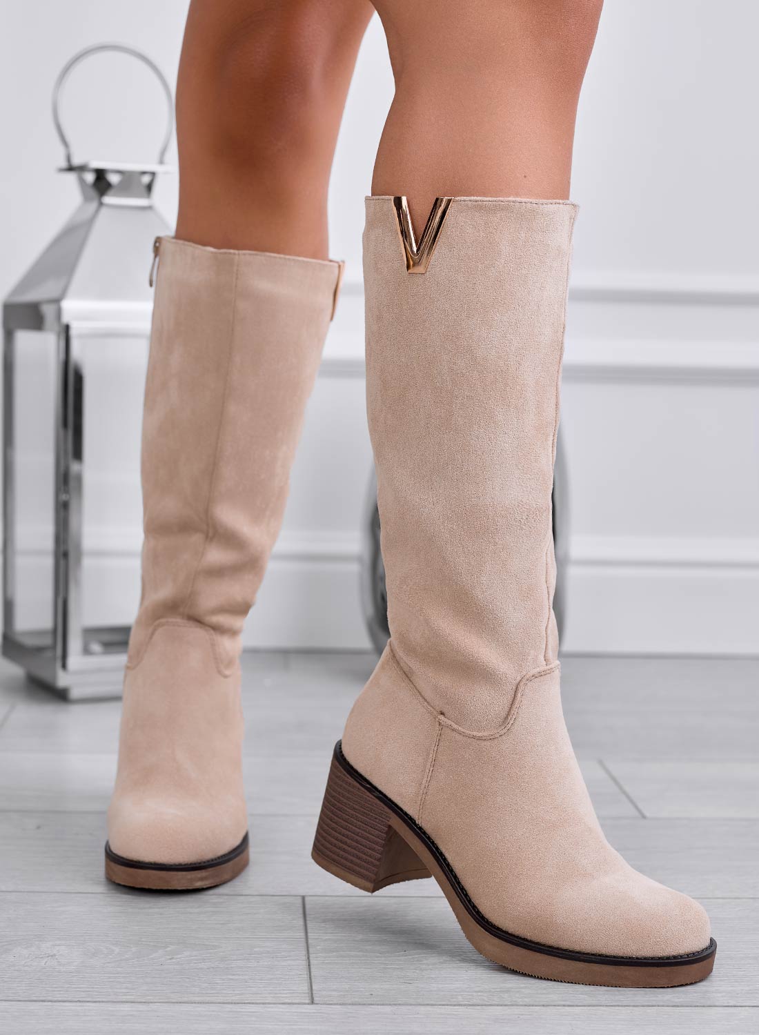 ALICE - Stivali beige scamosciati con tacco largo comodo