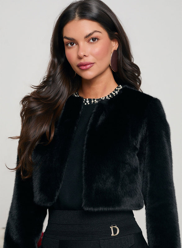 Black cropped jacket in faux fur