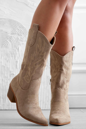 Mud camper boots with embroidery