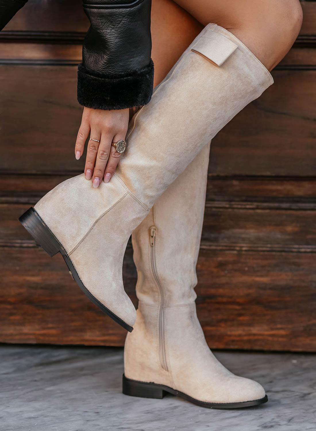 Bottes beiges Alexoo avec semelle compensée intérieure