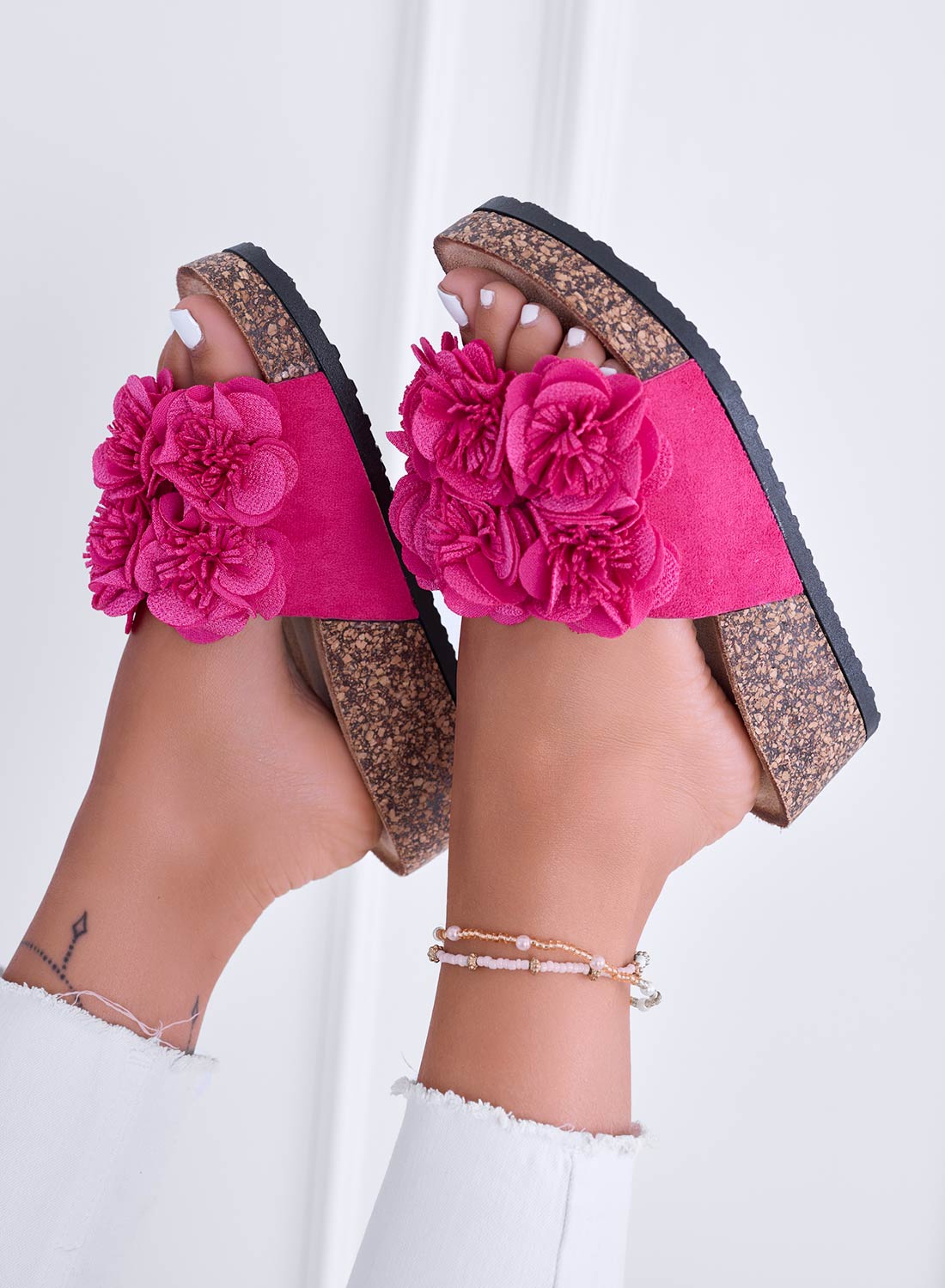 GLASS - Sandali con zeppa in sughero fuxia con fiori