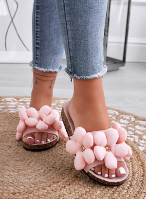 BARBARA - Pink slide sandals with soft flowers