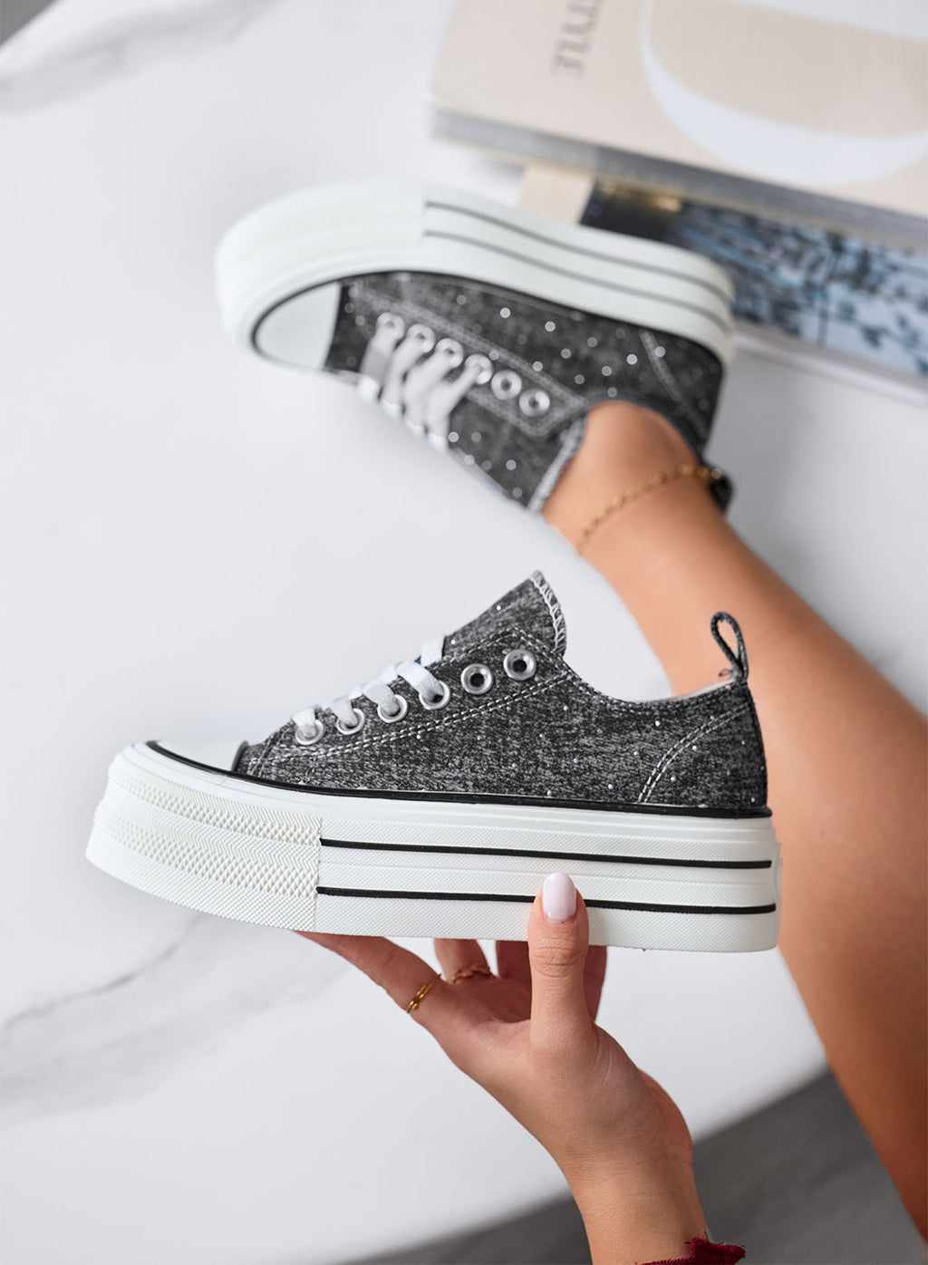 ROSINA - Sneakers platform nere con strass