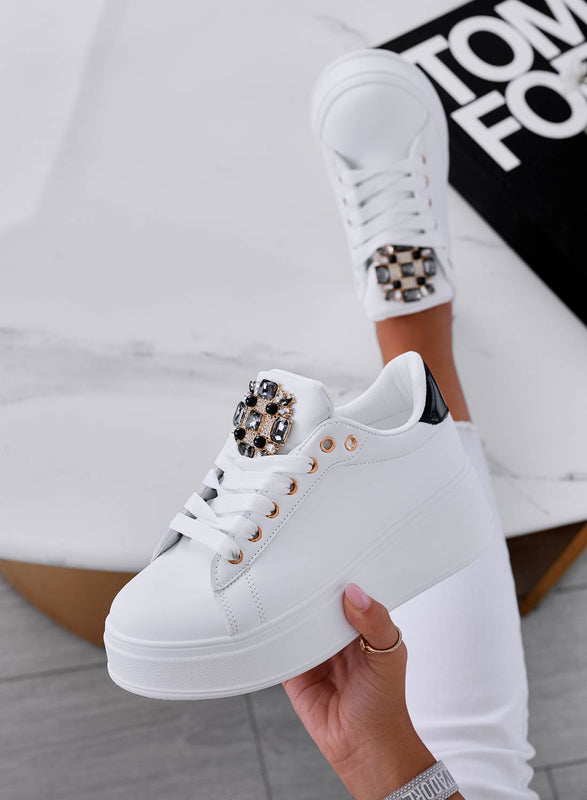 SOPHIE - Sneakers bianche con applicazione gioiello e retro nere