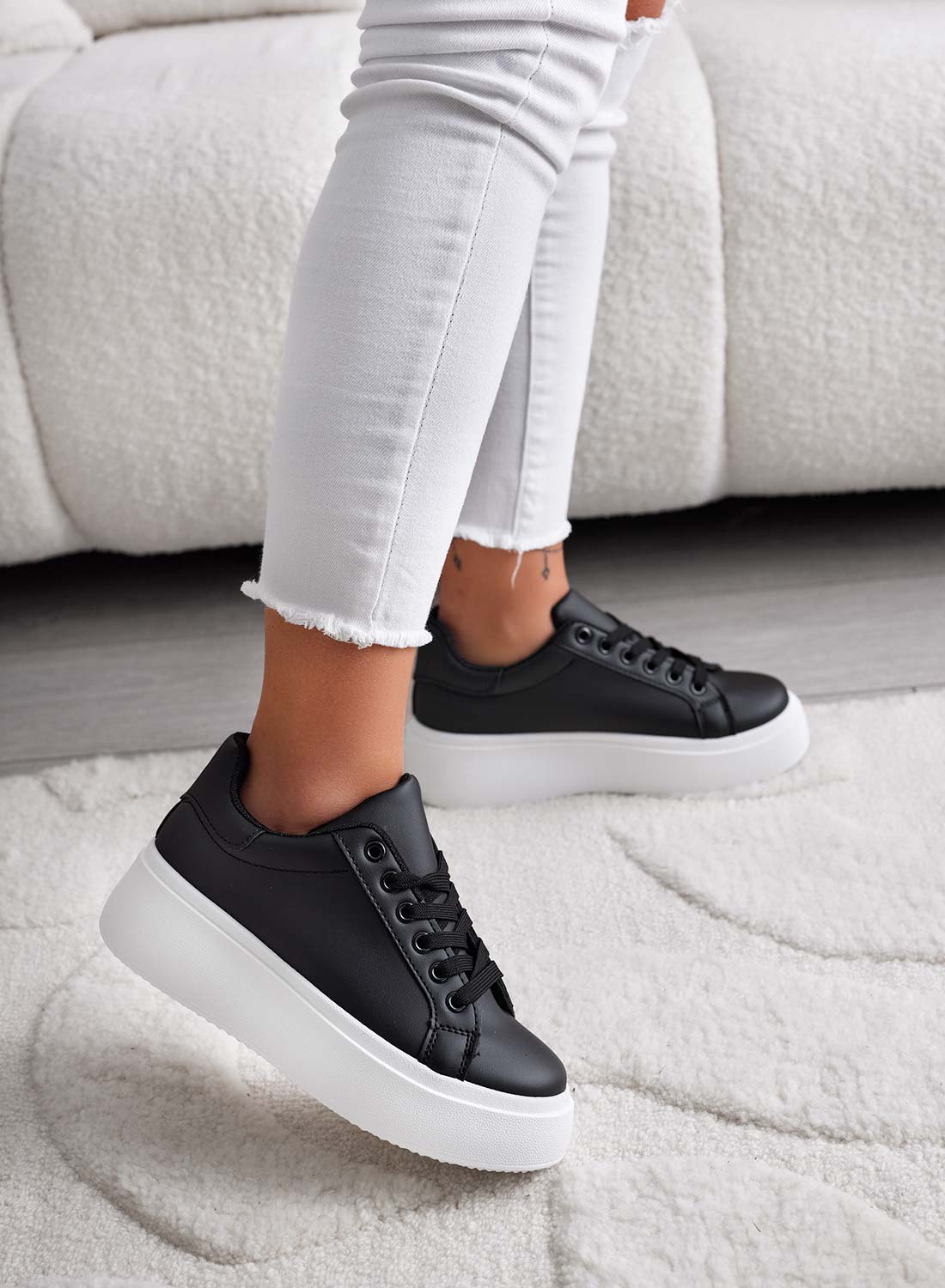 MALVIN - Black wedge sneakers