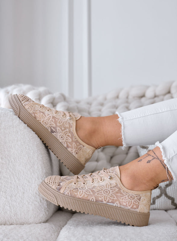 KISHA - Mud Sneakers in Lace with Transparent Effect