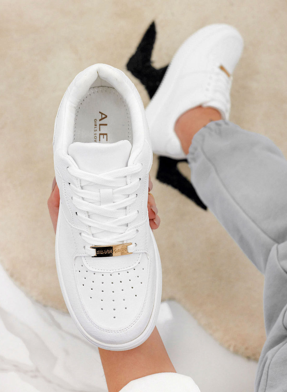 BRITNEY - White perforated Alexoo sneakers