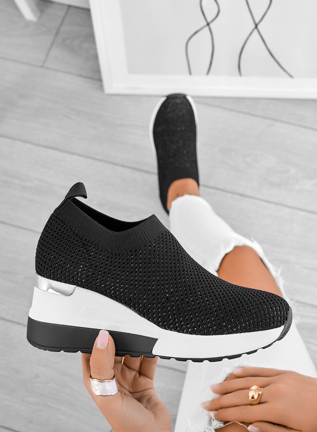 Sneakers nere in tessuto elastico