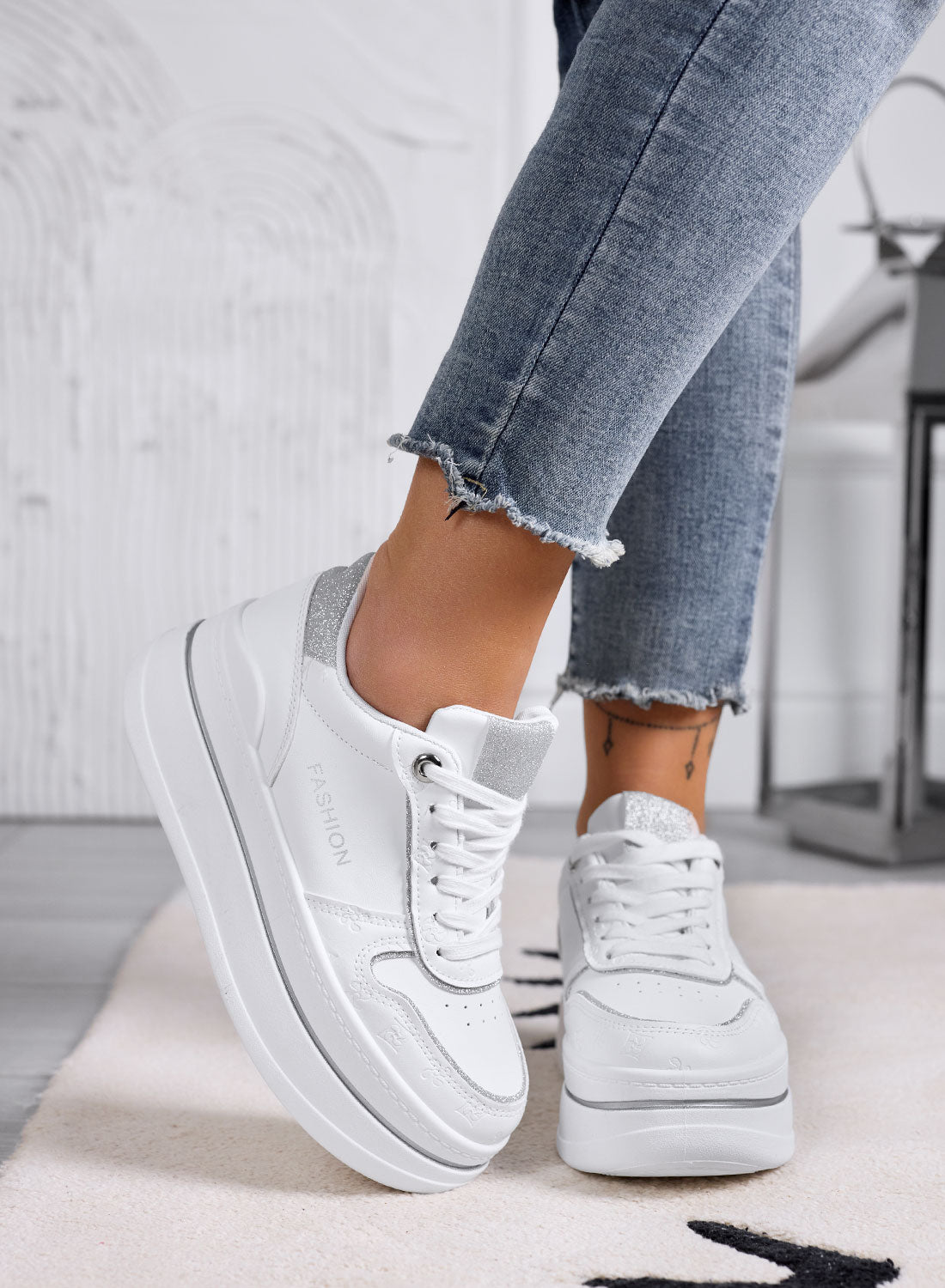 AMELIA - Sneakers bianche con inserti glitter argento