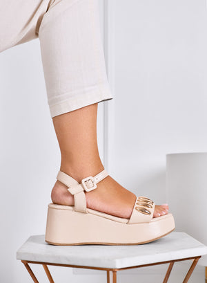 GWENDA - Beige platform sandals with large gold studs and ankle strap