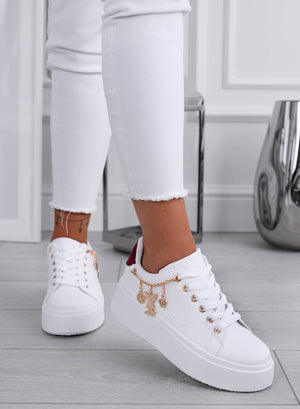MARBELLA - White sneakers with burgundy heel and gold charms