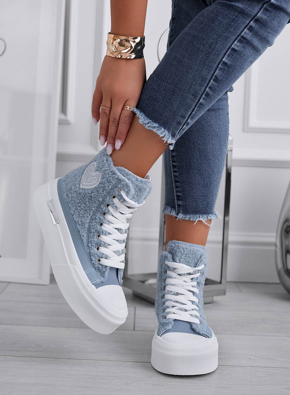 LIVIA - Sneakers azzurre alte in ecopelliccia con cuore argento