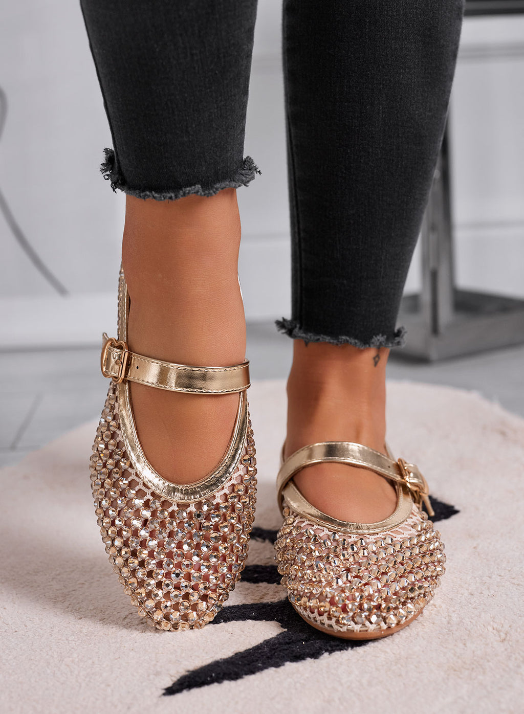LAVINIA - Ballerine oro con strass e cinturino regolabile