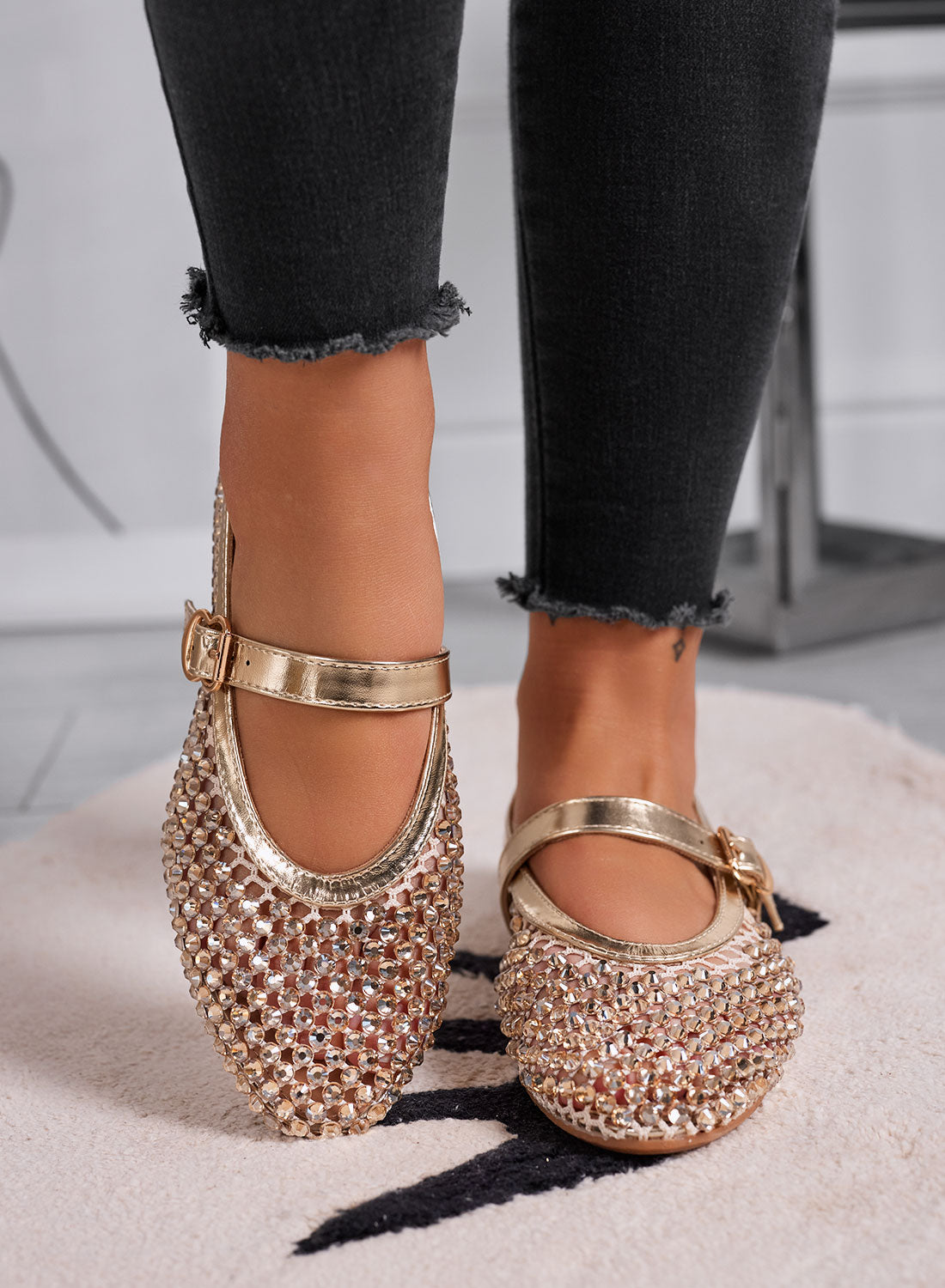 LAVINIA - Ballerine oro con strass e cinturino regolabile