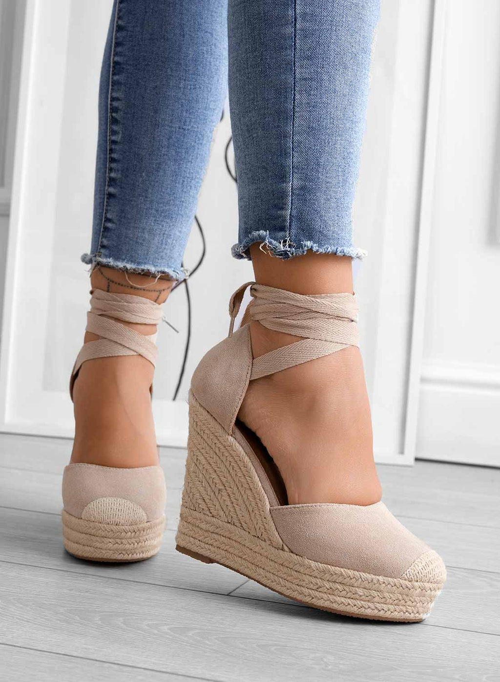 AMBRA - Espadrilles Alexoo beiges avec semelle compensée en corde et lacet