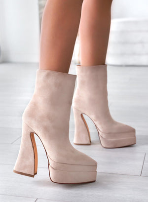 Beige Alexoo ankle boots with pointed toe and curved heel