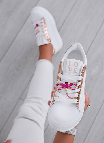 CELY - Zapatillas joya blancas y doradas con libélula fucsia