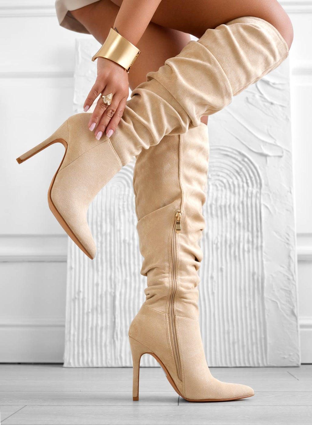 SELENA - Stivali beige Alexoo arricciati con tacco alto a spillo
