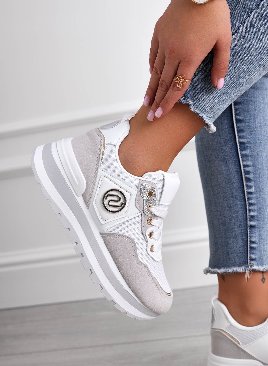 ERSILIA - Sneakers grigie in tessuto con inserti bianchi