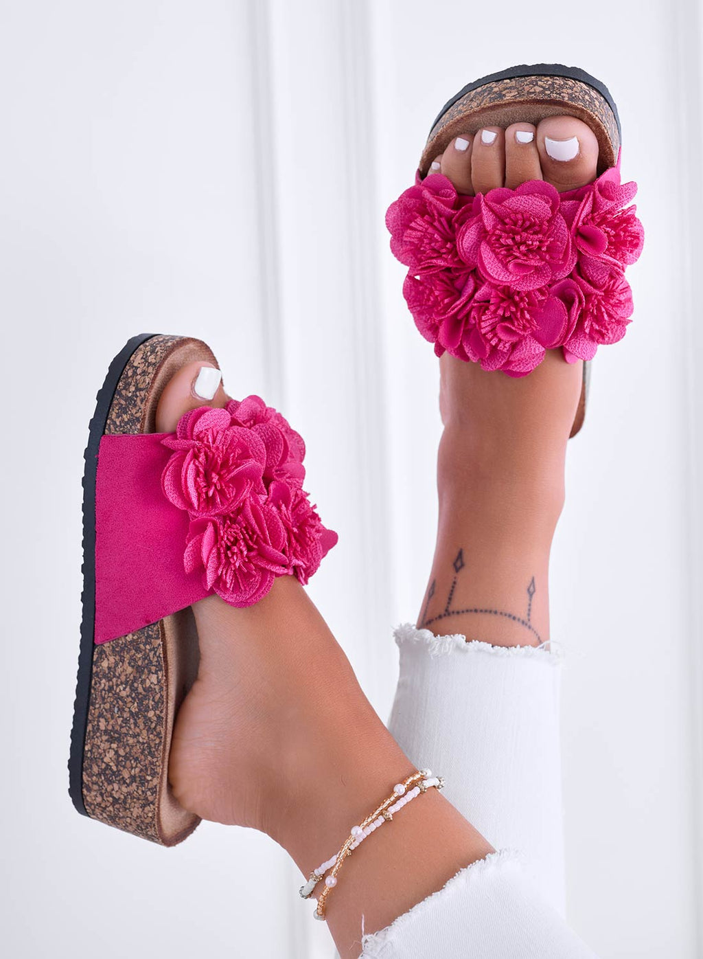 GLASS - Sandali con zeppa in sughero fuxia con fiori
