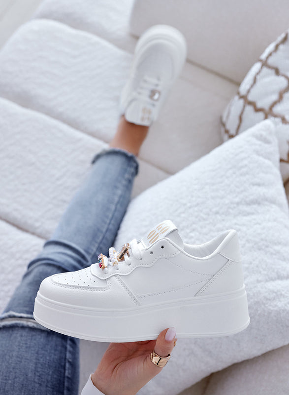 PETRA - Sneakers bianche con applicazioni gioiello