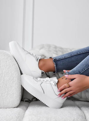 Sneakers with silver glitter inserts