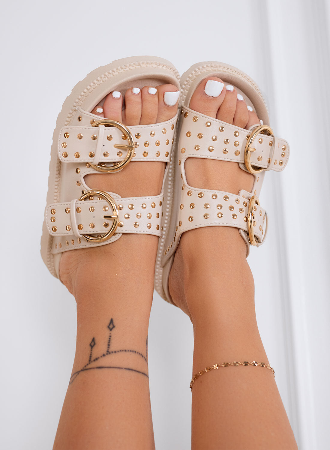 TRESY - Beige Platform Sandals with Gold Studs and Buckles