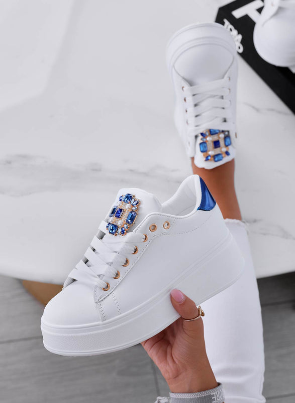 SOPHIE - Sneakers bianche con applicazione gioiello e retro blu