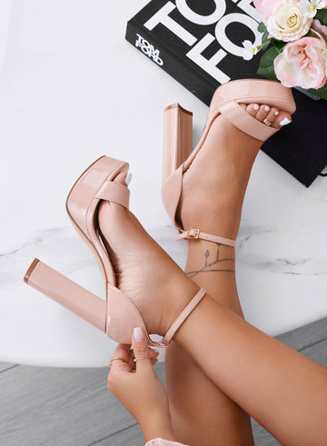 PATRICE - Nude patent leather sandals with high heel and ankle strap