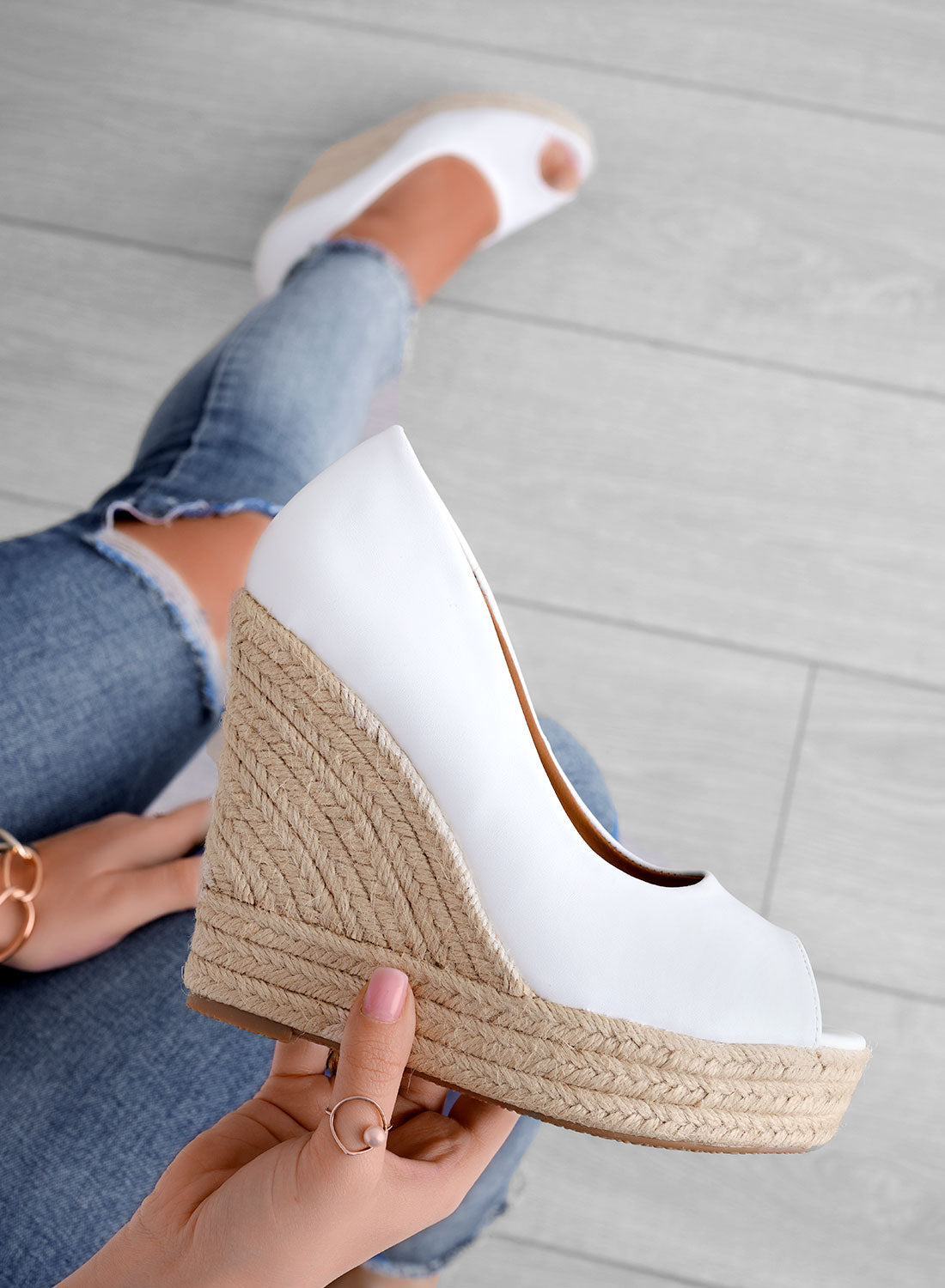 CLEO - Espadrillas bianche in finta pelle con zeppa