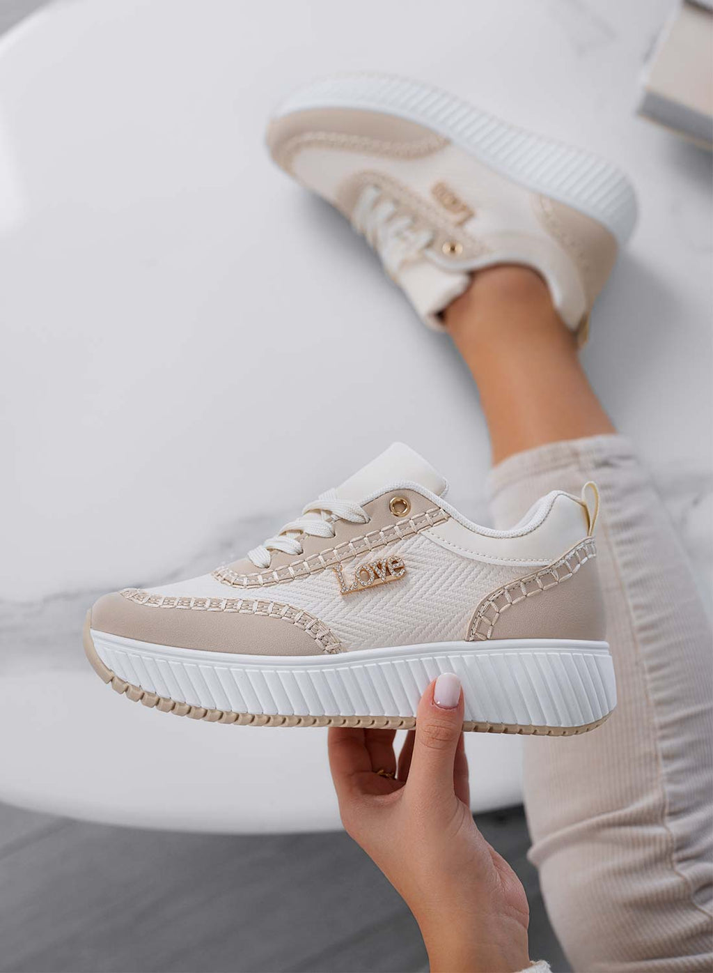DAVIS - Sneakers da donna con suola spessa e pannelli a contrasto beige