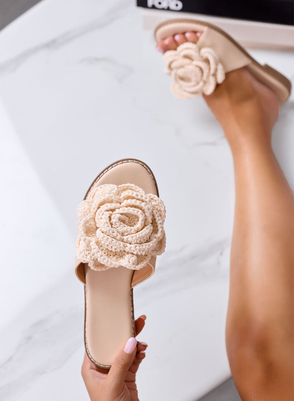 SARAH - Ciabatte beige con Maxi Fiore Crochet