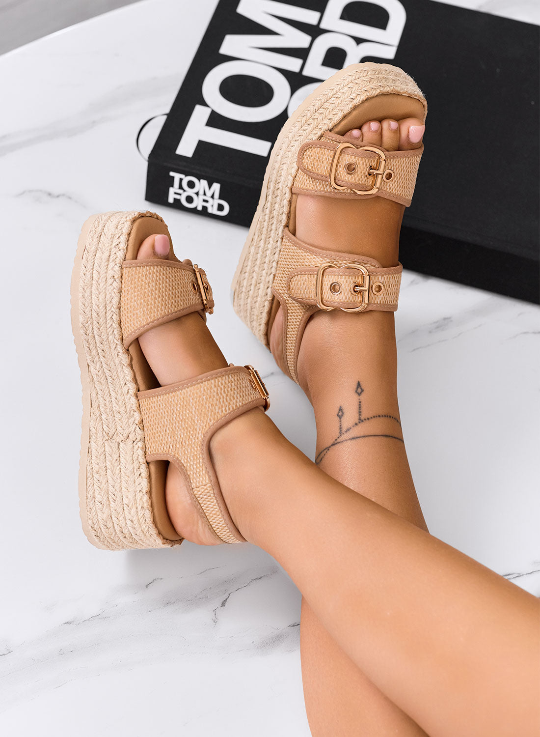 AUDREY - Taupe platform sandals with double gold buckle and rope sole