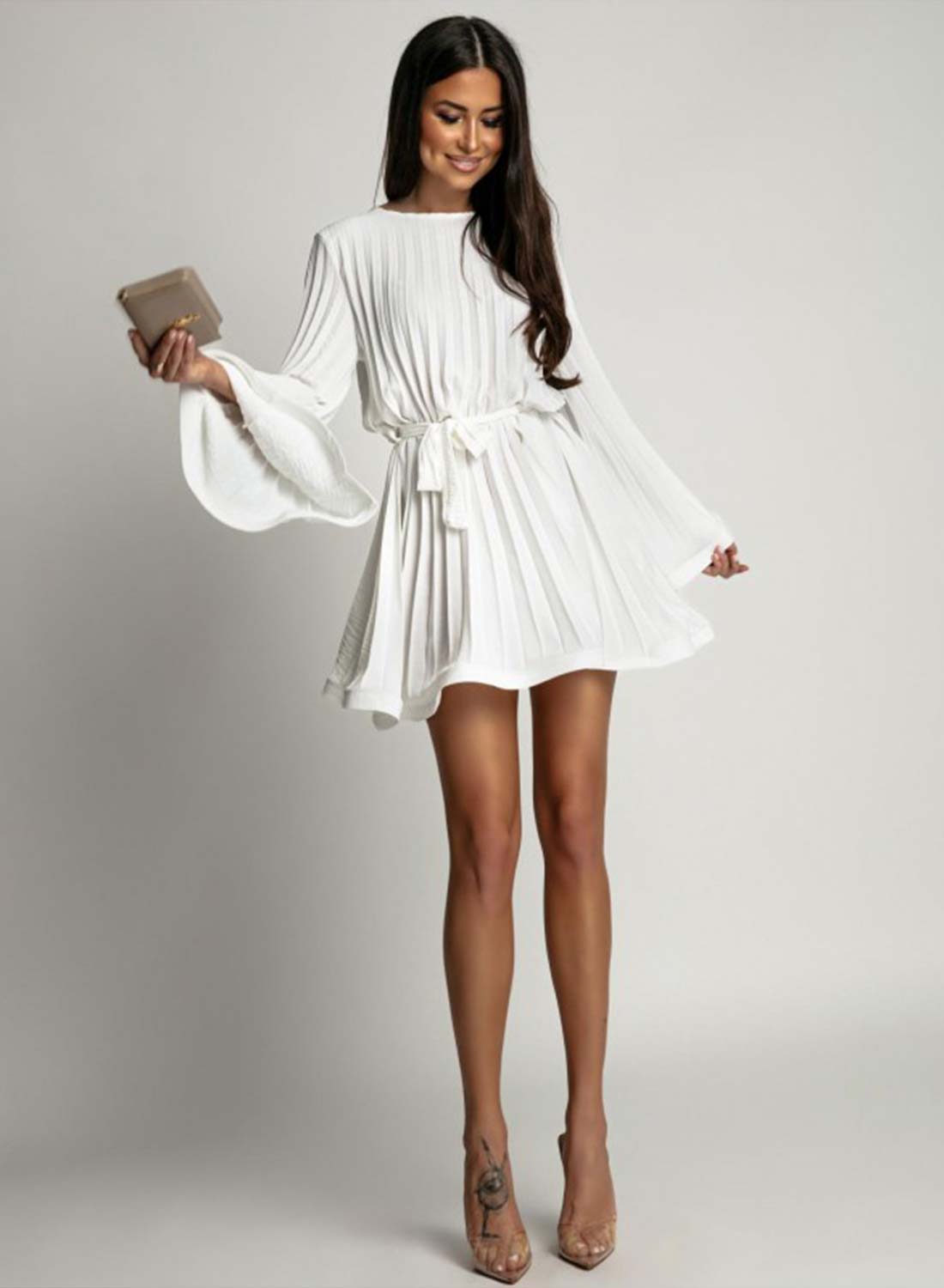 White pleated dress with waist tie