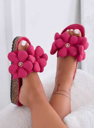 BARBARA - Fuchsia slide sandals with soft flowers