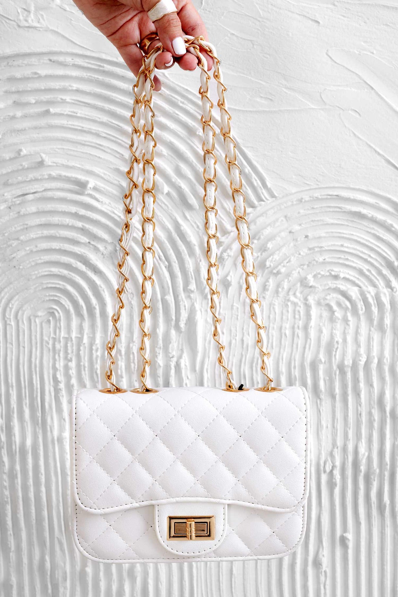 White quilted B224 bag