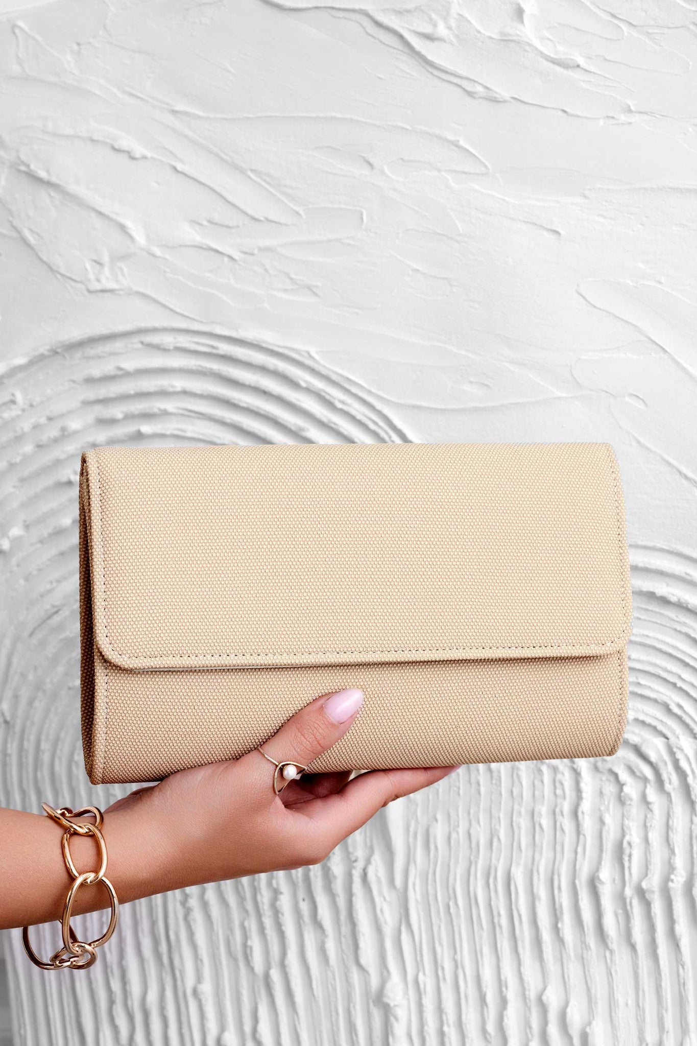 Beige B219 clutch bag