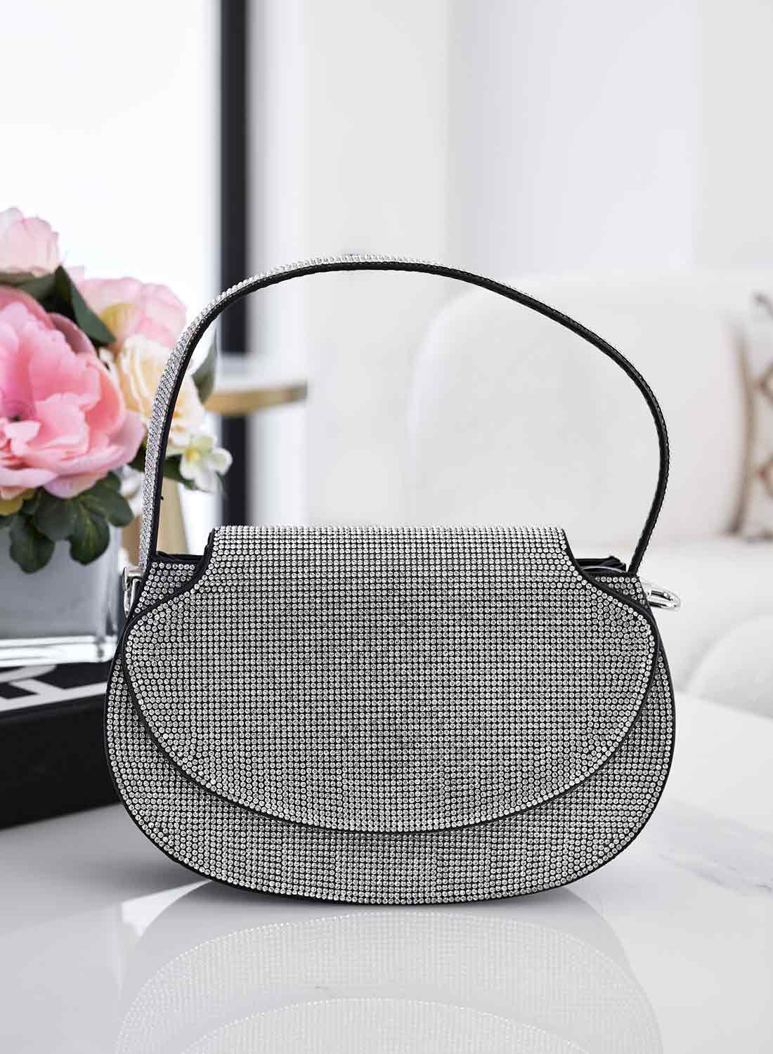 Borsa nera con strass e catena B233