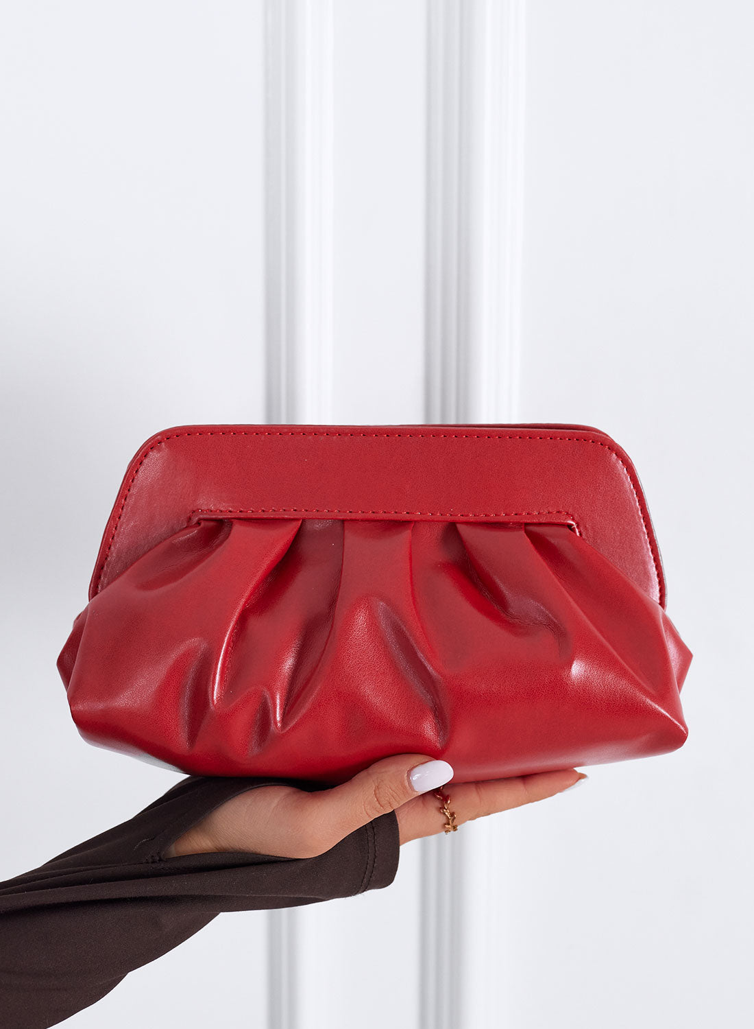 Borsa pochette Clutch bag rossa in ecopelle con catena