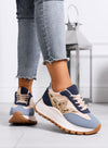 CLARISSA - Baskets bleu et beige avec détail léopard et semelle épaisse