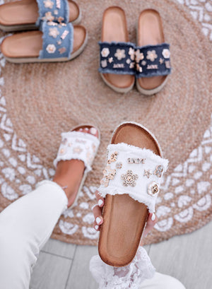 COLEEN - White denim slide sandals with gold embellishments