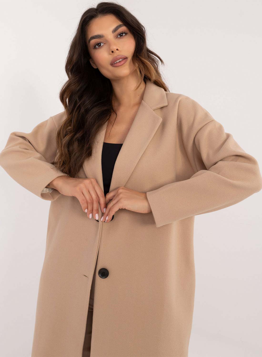 Elegant long beige coat with buttons